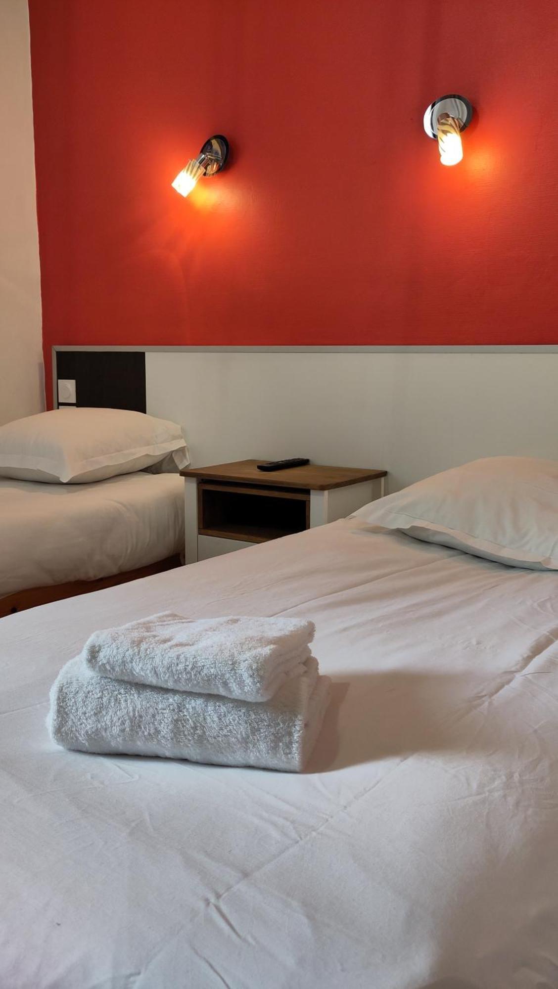 Hotel Le Colibri Aix-les-Bains Eksteriør billede