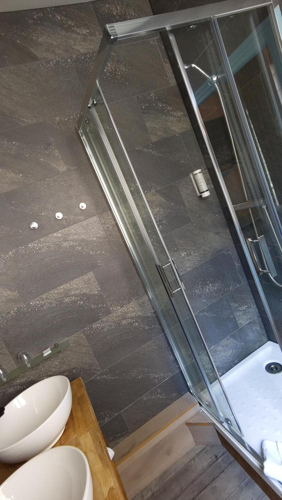 Hotel Le Colibri Aix-les-Bains Eksteriør billede