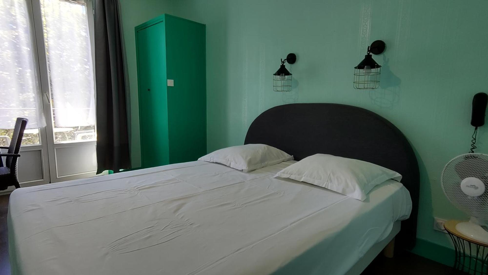 Hotel Le Colibri Aix-les-Bains Eksteriør billede