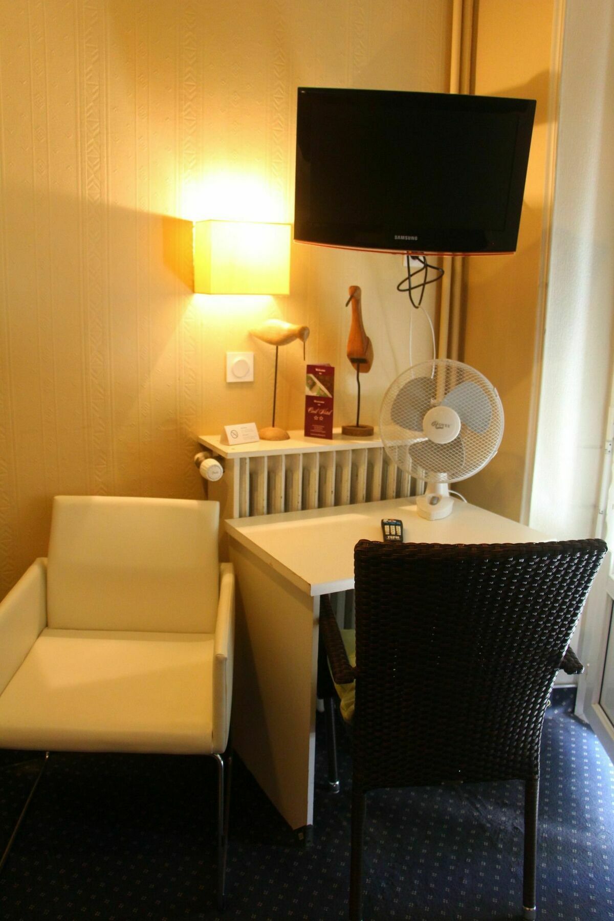 Hotel Le Colibri Aix-les-Bains Eksteriør billede